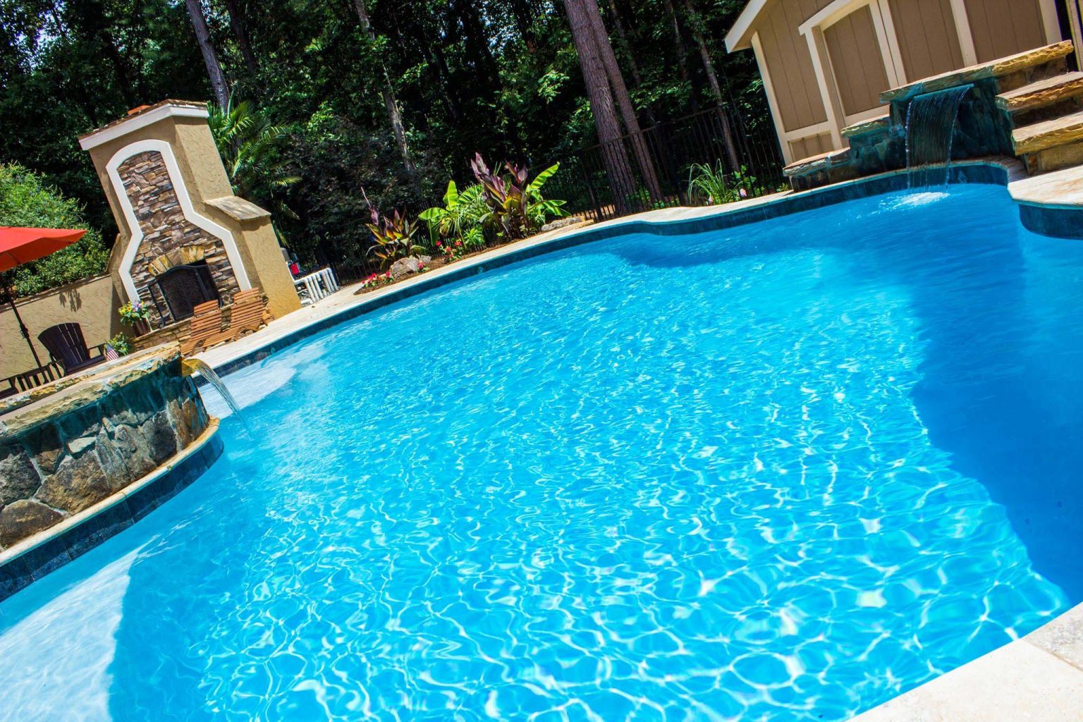 Terrell N.C. Concrete Swimming Pools VS Vinyl Liner Pools